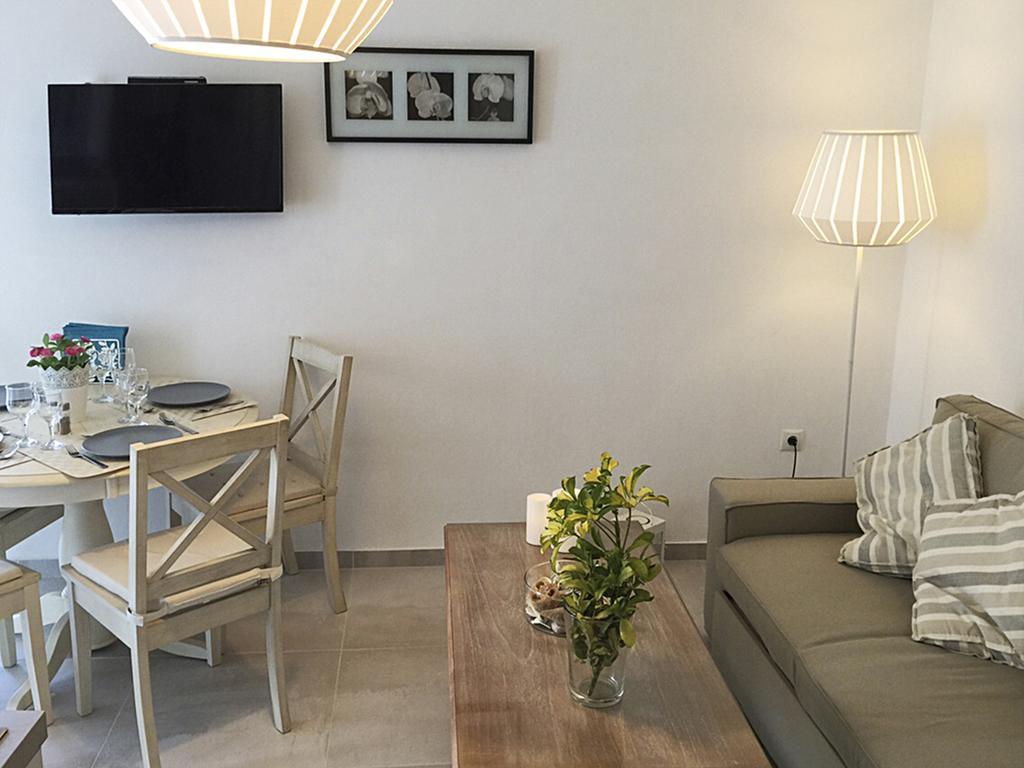 Lavish Suites Agios Ioannis Diakoftis 外观 照片