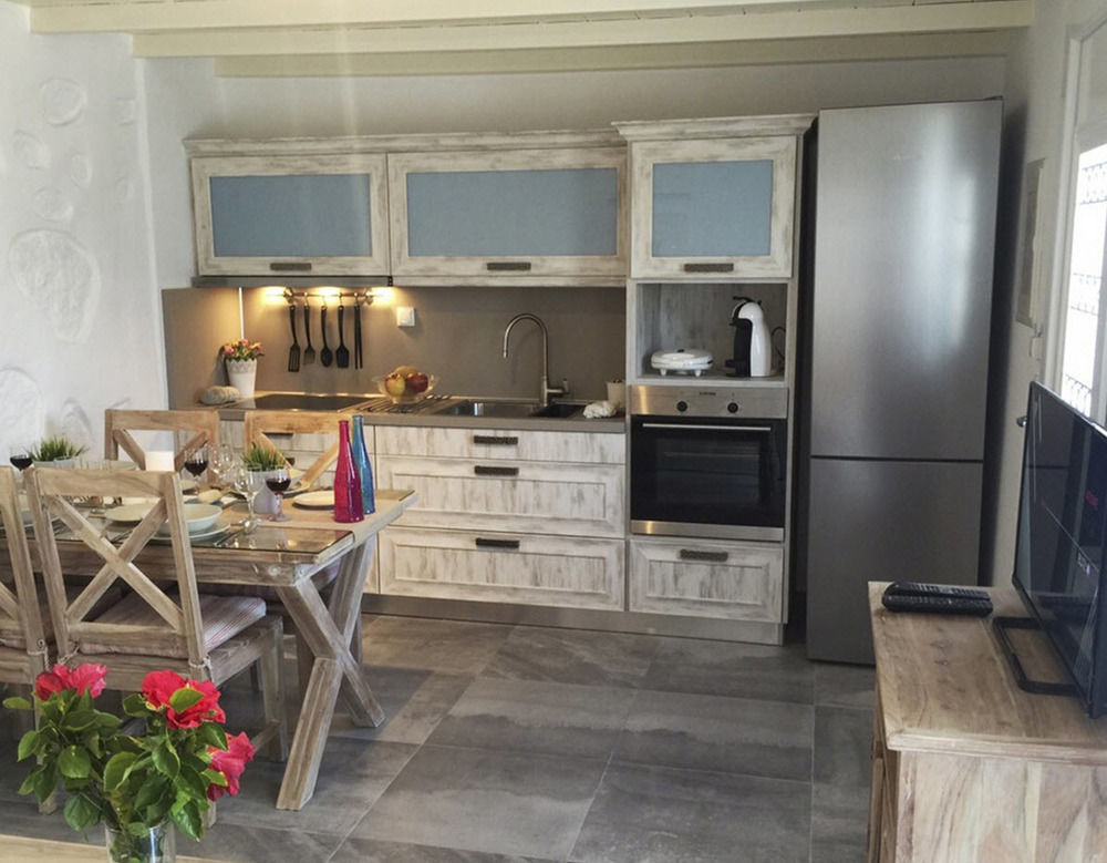 Lavish Suites Agios Ioannis Diakoftis 外观 照片
