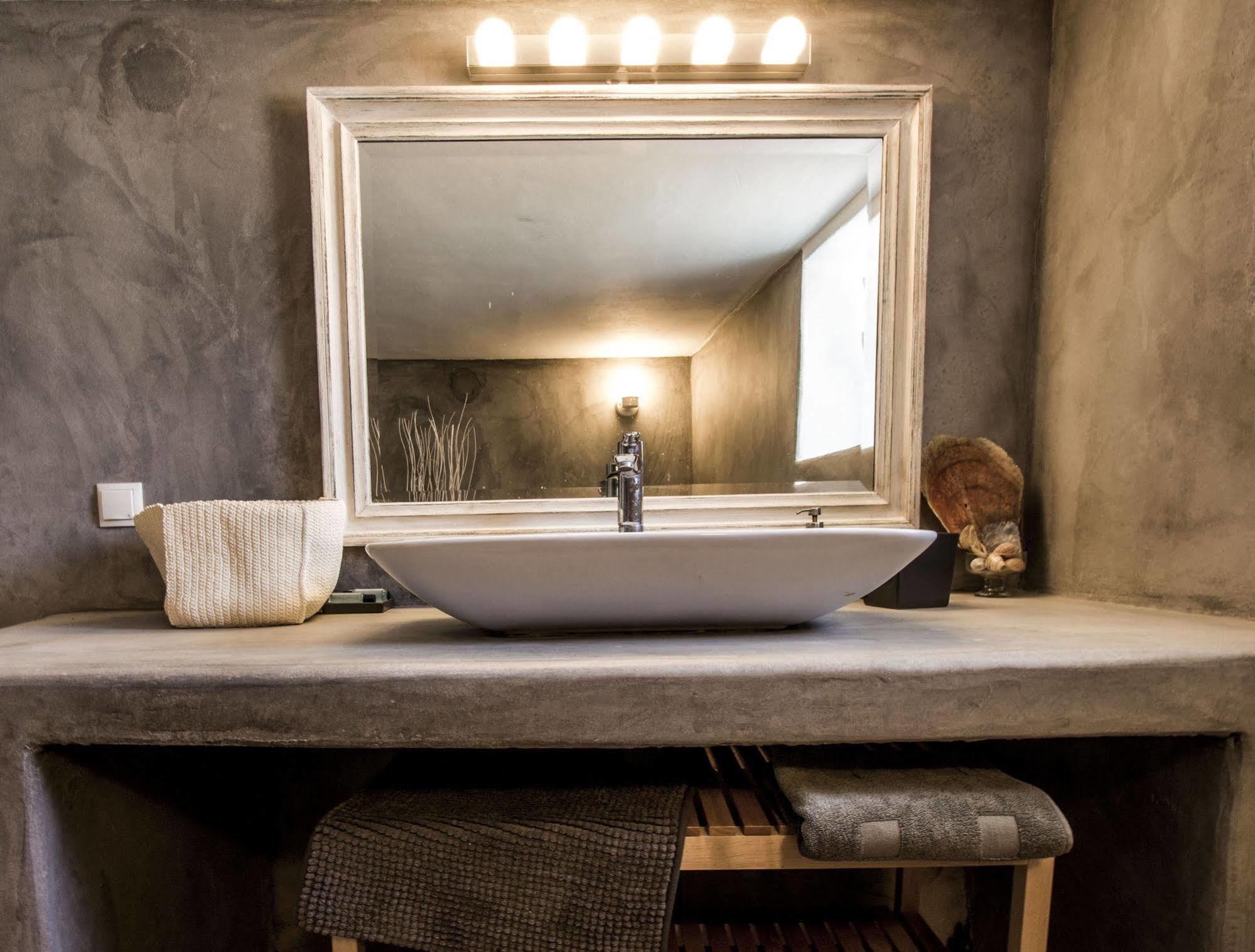 Lavish Suites Agios Ioannis Diakoftis 外观 照片